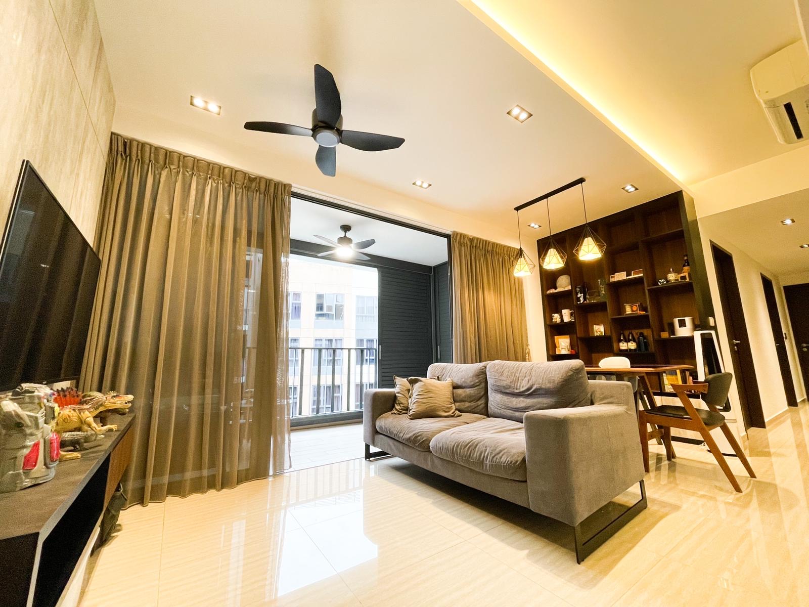 4-Bedroom Condo, Brownstone